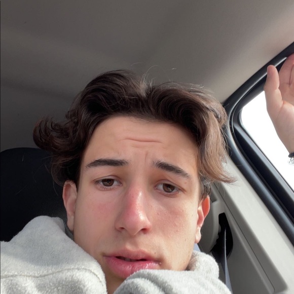 Meet your Posher, Mathis - Picture 1 of 1